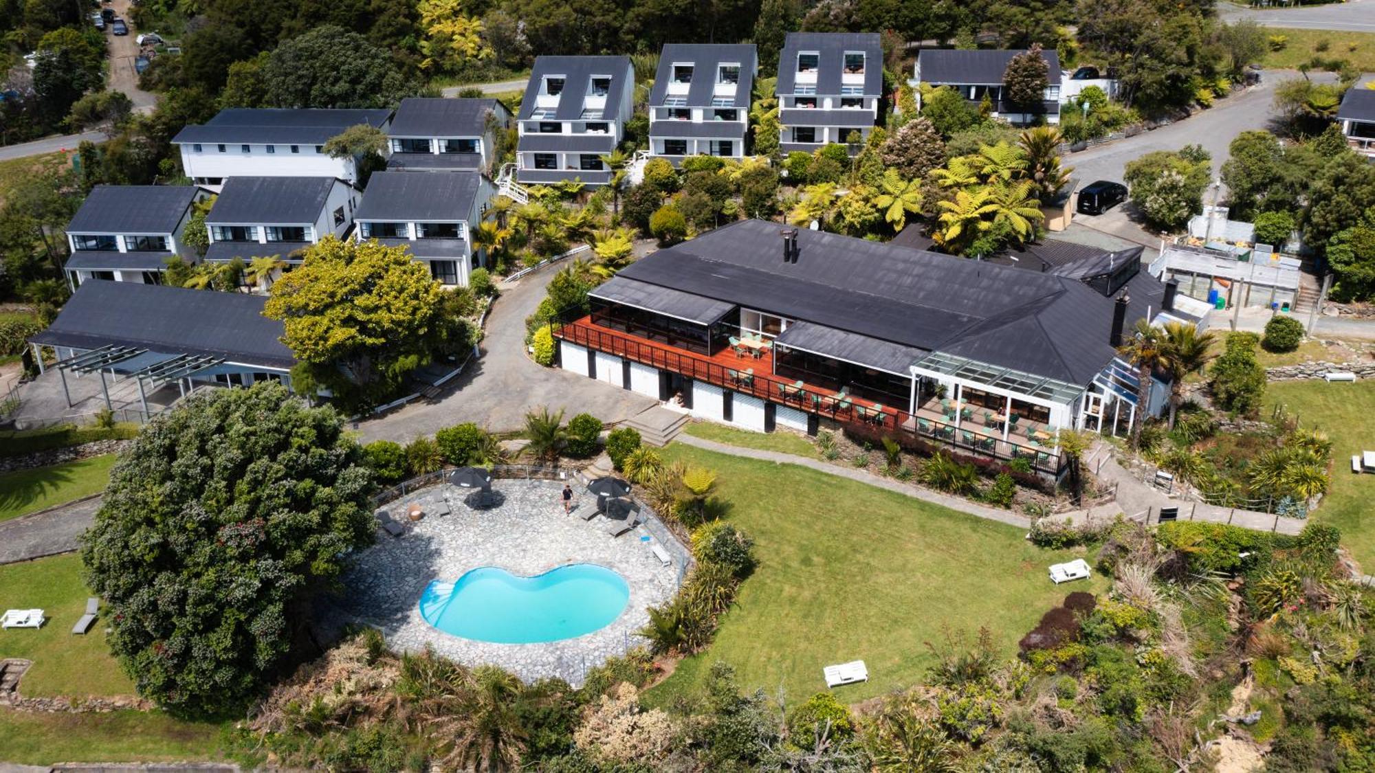 The Portage Resort Exteriör bild