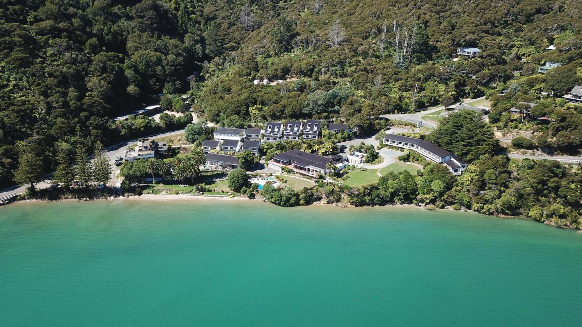 The Portage Resort Exteriör bild